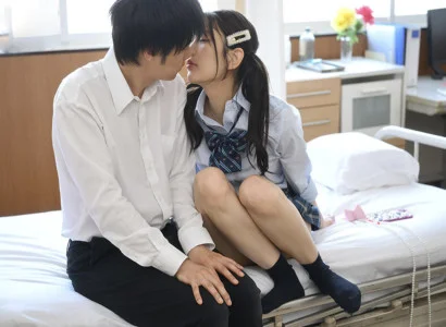 Thằng nam sinh yếu đuối được khoa khôi địt ngay giữa lớp